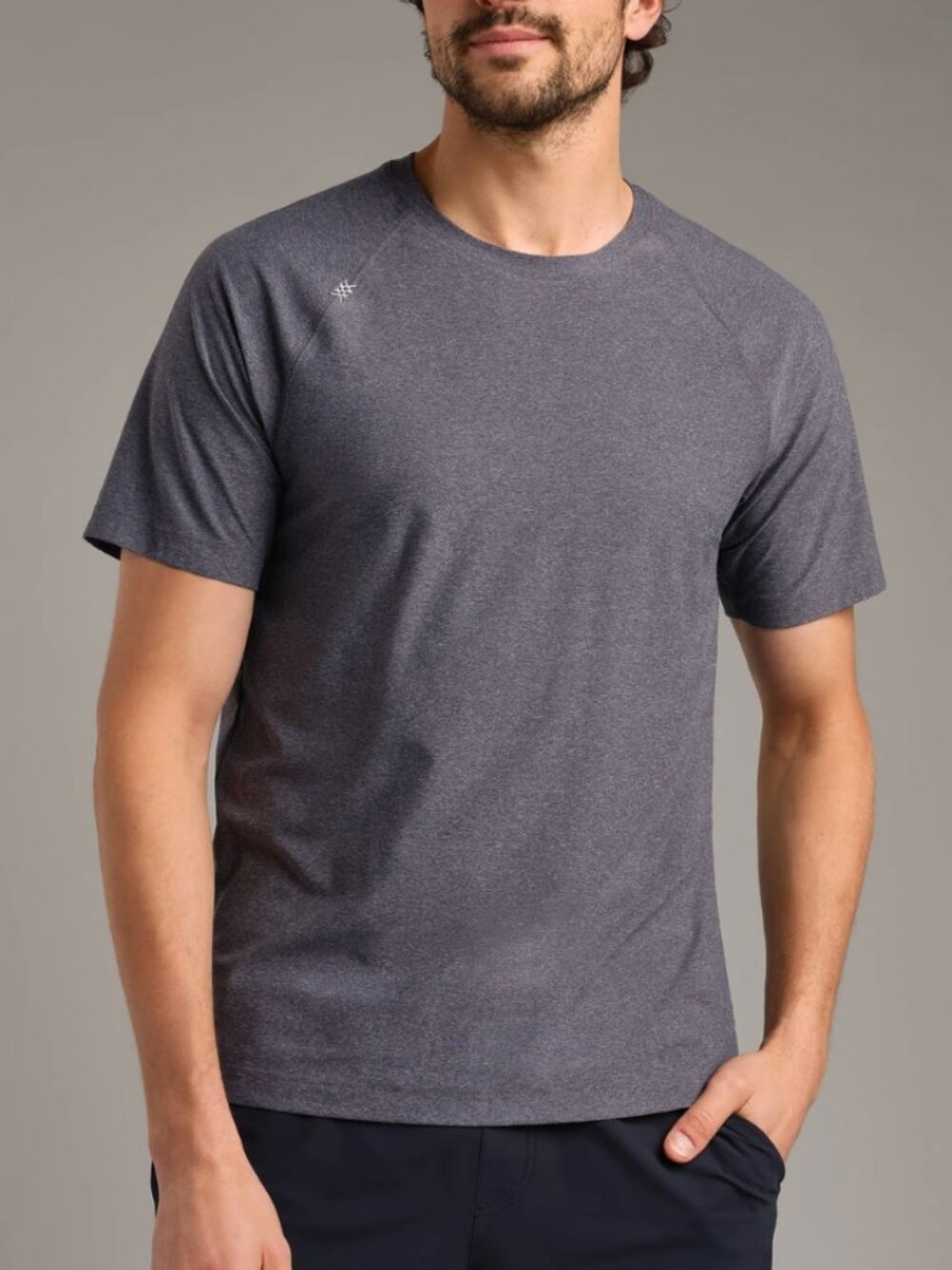 RHONE Reign Short Sleeve Tee in Midnight Heather Gray Men's Large $68